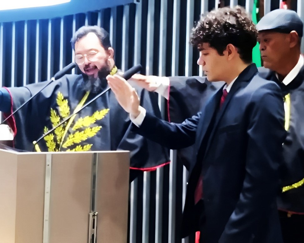 Padre Emiliano Camilo, Presidente da Academia Guarabirense de Letras e ...